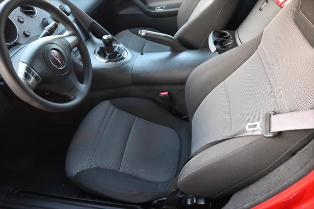 2006 Pontiac Solstice 2dr Convertible