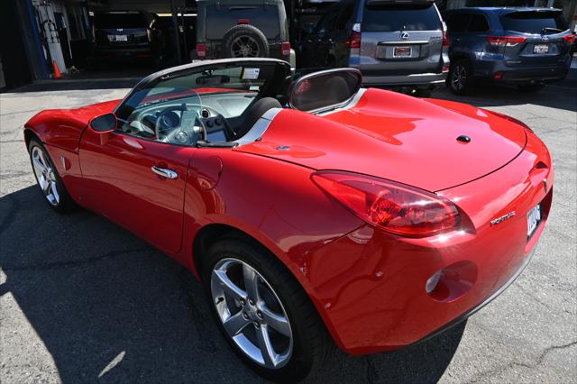 2006 Pontiac Solstice 2dr Convertible