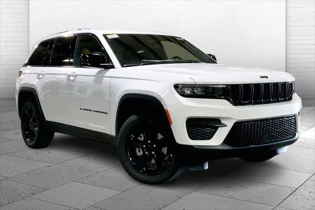 2025 Jeep Grand Cherokee GRAND CHEROKEE ALTITUDE 4X4 2025 Jeep Grand Cherokee GRAND CHEROKEE ALTITUDE 4X4