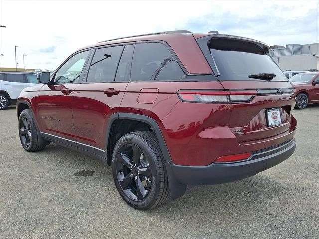2025 Jeep Grand Cherokee GRAND CHEROKEE ALTITUDE 4X4