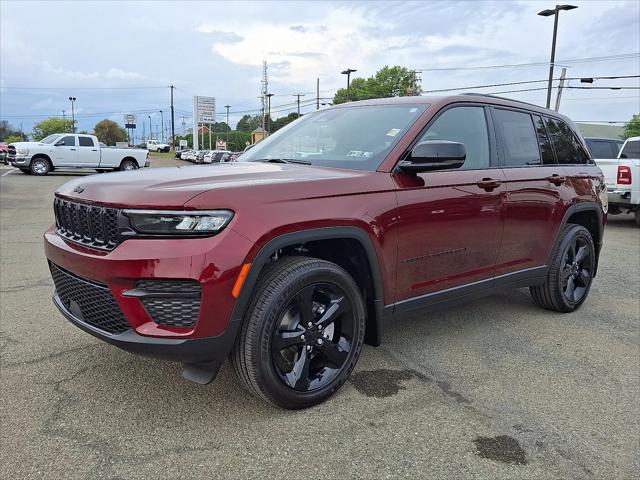2025 Jeep Grand Cherokee GRAND CHEROKEE ALTITUDE 4X4