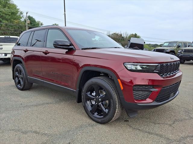 2025 Jeep Grand Cherokee GRAND CHEROKEE ALTITUDE 4X4