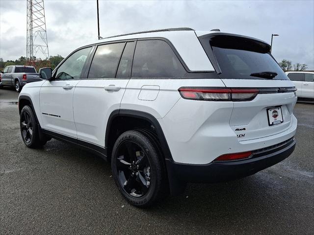 2025 Jeep Grand Cherokee GRAND CHEROKEE ALTITUDE 4X4 2025 Jeep Grand Cherokee GRAND CHEROKEE ALTITUDE 4X4