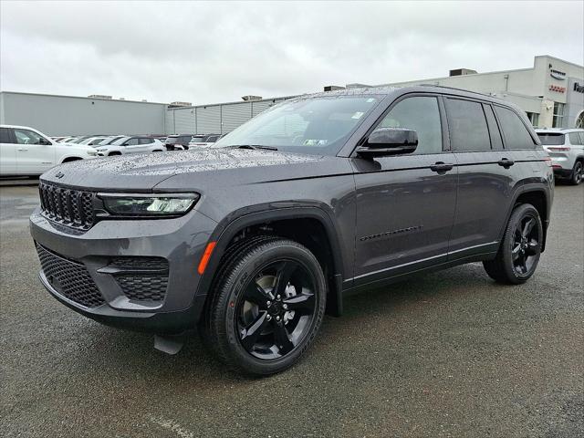 2025 Jeep Grand Cherokee GRAND CHEROKEE ALTITUDE 4X4
