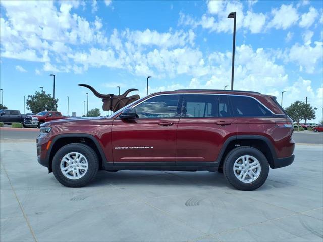 2025 Jeep Grand Cherokee GRAND CHEROKEE LAREDO 4X4