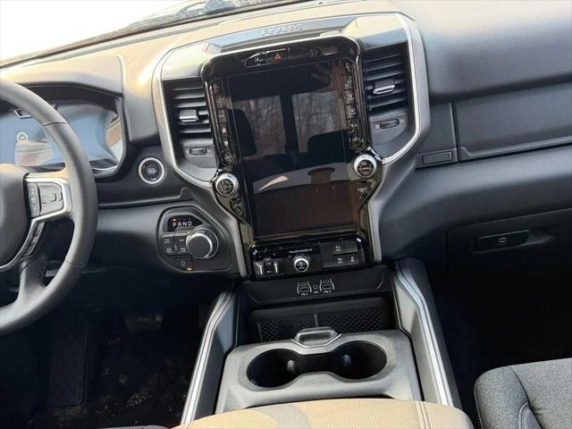 2026 Ram 1500 Big Horn Crew Cab 4x4 6'4" Box