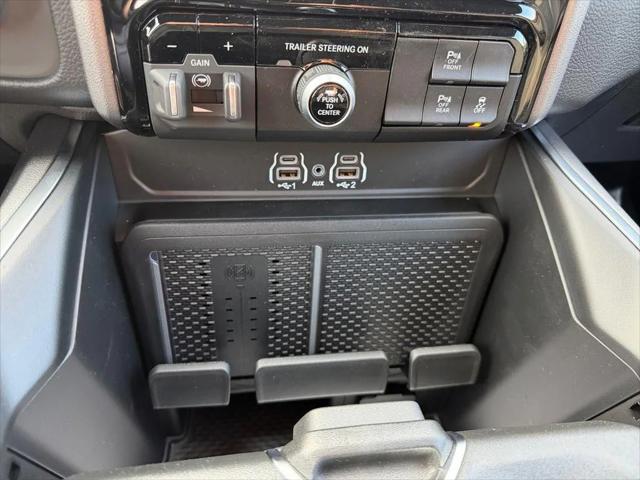 2026 Ram 1500 Big Horn Crew Cab 4x4 6'4" Box