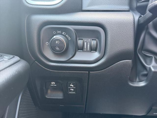 2026 Ram 1500 Big Horn Crew Cab 4x4 6'4" Box