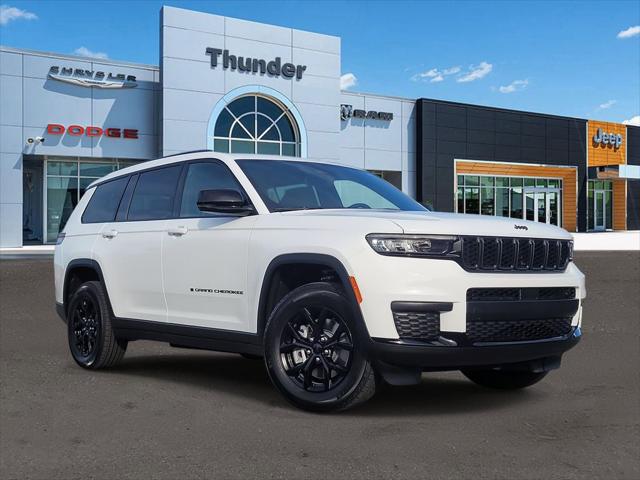 2025 Jeep Grand Cherokee GRAND CHEROKEE L ALTITUDE 4X2