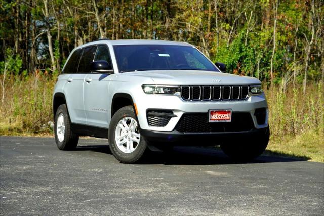 2025 Jeep Grand Cherokee GRAND CHEROKEE LAREDO 4X2
