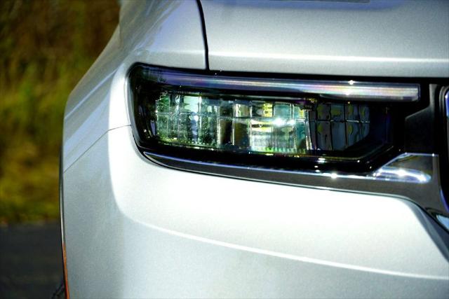 2025 Jeep Grand Cherokee GRAND CHEROKEE LAREDO 4X2