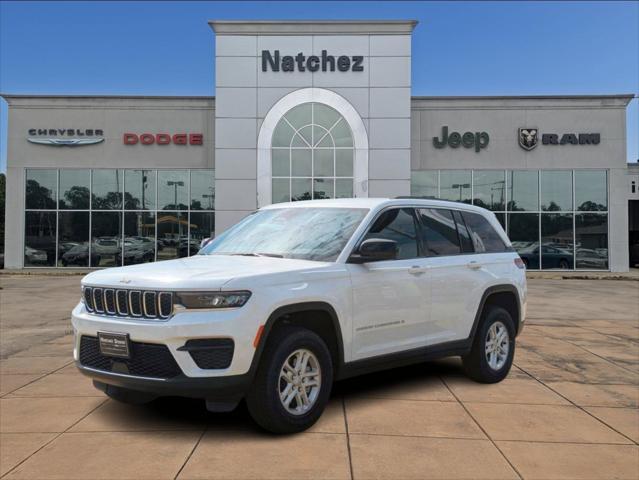 2025 Jeep Grand Cherokee GRAND CHEROKEE LAREDO 4X2 2025 Jeep Grand Cherokee GRAND CHEROKEE LAREDO 4X2