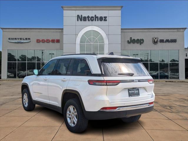 2025 Jeep Grand Cherokee GRAND CHEROKEE LAREDO 4X2 2025 Jeep Grand Cherokee GRAND CHEROKEE LAREDO 4X2