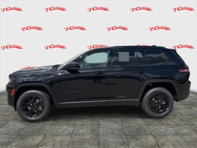 2025 Jeep Grand Cherokee Altitude 4x4