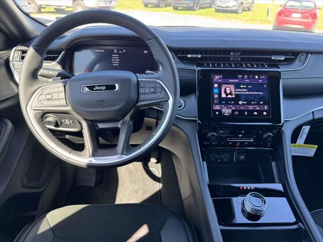 2025 Jeep Grand Cherokee GRAND CHEROKEE ALTITUDE 4X4 2025 Jeep Grand Cherokee GRAND CHEROKEE ALTITUDE 4X4