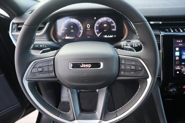 2025 Jeep Grand Cherokee GRAND CHEROKEE ALTITUDE 4X4