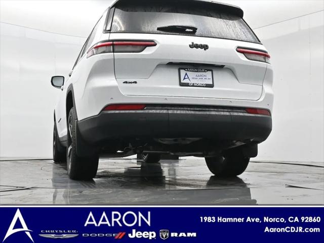 2025 Jeep Grand Cherokee GRAND CHEROKEE L ALTITUDE 4X4