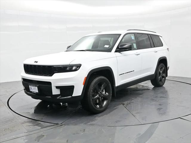 2025 Jeep Grand Cherokee GRAND CHEROKEE L ALTITUDE 4X4