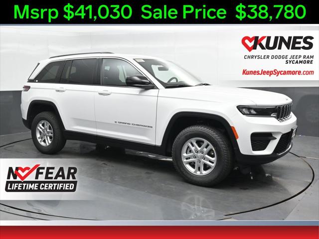 2025 Jeep Grand Cherokee GRAND CHEROKEE LAREDO 4X4