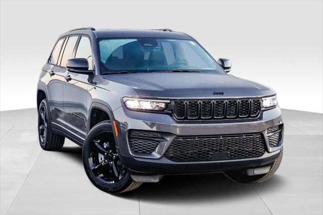 2025 Jeep Grand Cherokee GRAND CHEROKEE ALTITUDE 4X4 2025 Jeep Grand Cherokee GRAND CHEROKEE ALTITUDE 4X4