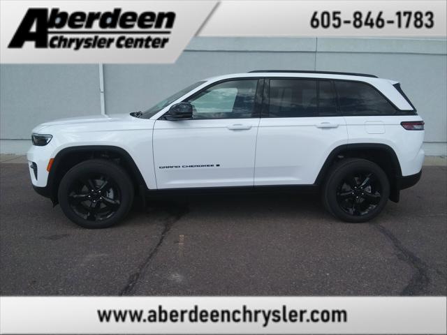 2025 Jeep Grand Cherokee GRAND CHEROKEE ALTITUDE 4X4 2025 Jeep Grand Cherokee GRAND CHEROKEE ALTITUDE 4X4
