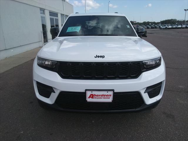 2025 Jeep Grand Cherokee GRAND CHEROKEE ALTITUDE 4X4