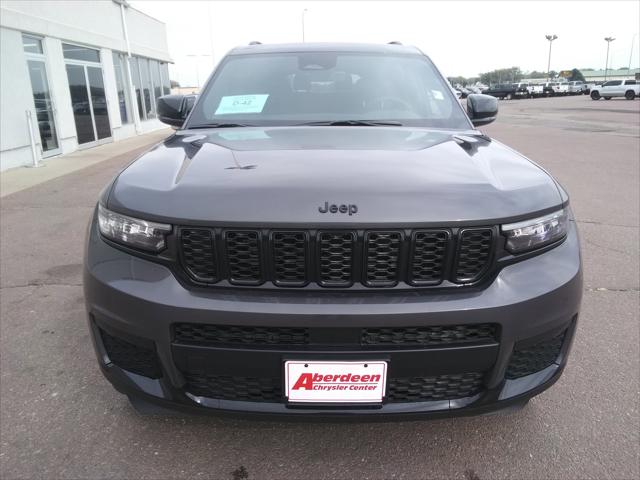 2025 Jeep Grand Cherokee GRAND CHEROKEE L ALTITUDE 4X4