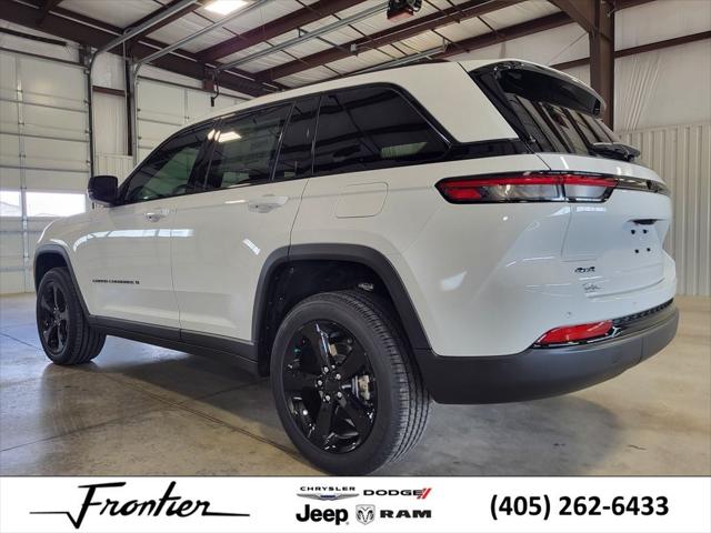 2025 Jeep Grand Cherokee GRAND CHEROKEE ALTITUDE 4X4