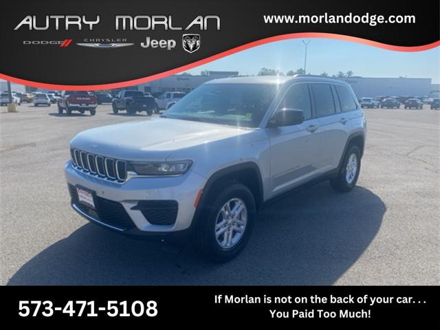 2025 Jeep Grand Cherokee Laredo 4x4 for sale in Sikeston, MO
