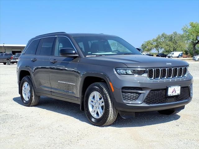 2025 Jeep Grand Cherokee GRAND CHEROKEE LAREDO 4X2