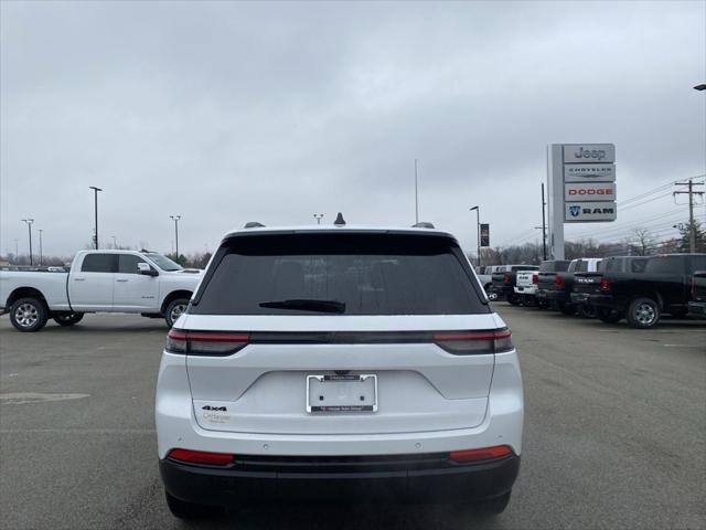 2025 Jeep Grand Cherokee GRAND CHEROKEE ALTITUDE 4X4 2025 Jeep Grand Cherokee GRAND CHEROKEE ALTITUDE 4X4