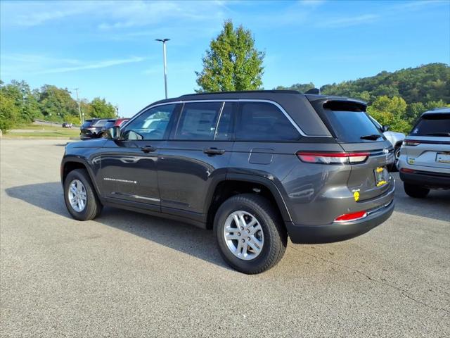 2025 Jeep Grand Cherokee GRAND CHEROKEE LAREDO 4X4 2025 Jeep Grand Cherokee GRAND CHEROKEE LAREDO 4X4