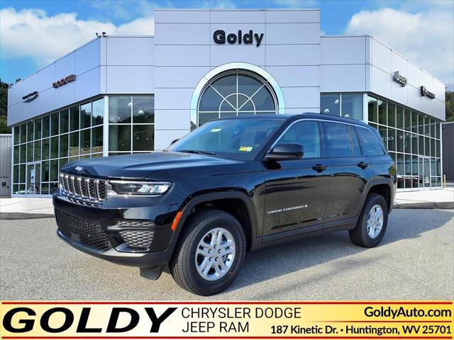2025 Jeep Grand Cherokee GRAND CHEROKEE LAREDO 4X4