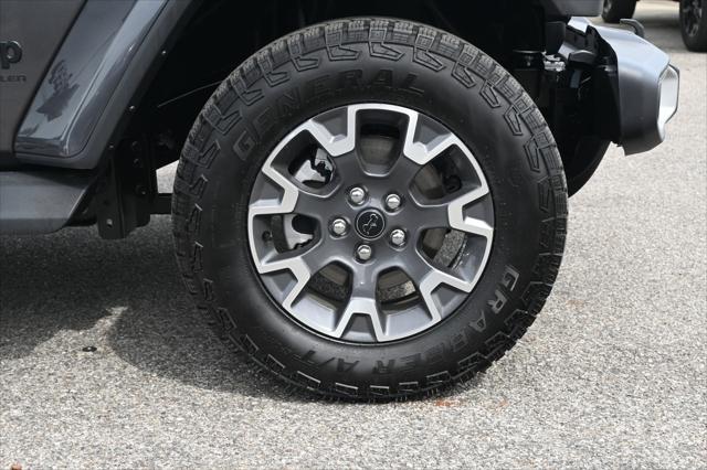 2025 Jeep Wrangler 4-Door Sahara 4x4