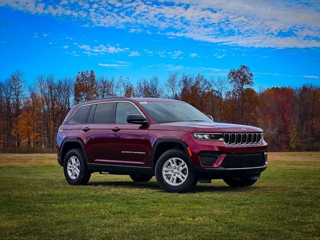 2025 Jeep Grand Cherokee GRAND CHEROKEE LAREDO 4X4 2025 Jeep Grand Cherokee GRAND CHEROKEE LAREDO 4X4