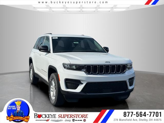 2025 Jeep Grand Cherokee GRAND CHEROKEE LAREDO 4X4