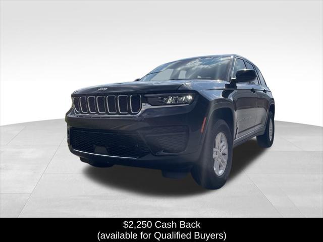 2025 Jeep Grand Cherokee GRAND CHEROKEE LAREDO 4X2