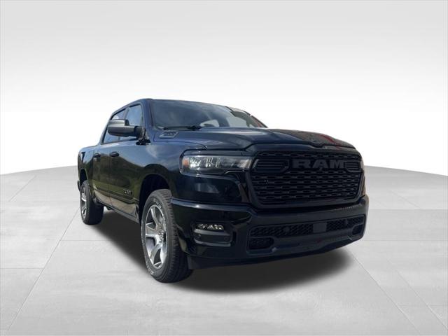 2025 RAM Ram 1500 RAM 1500 TRADESMAN CREW CAB 4X2 57 BOX