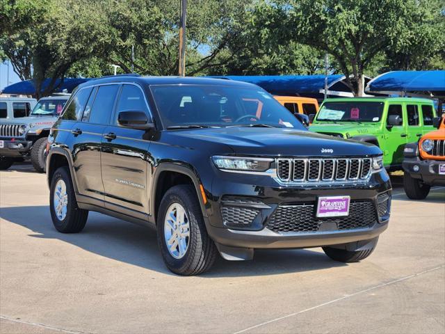 2025 Jeep Grand Cherokee GRAND CHEROKEE LAREDO 4X2 2025 Jeep Grand Cherokee GRAND CHEROKEE LAREDO 4X2