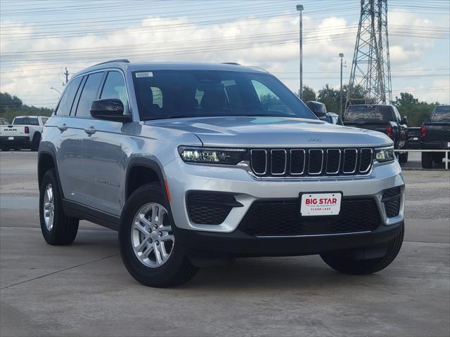 2025 Jeep Grand Cherokee GRAND CHEROKEE LAREDO 4X2