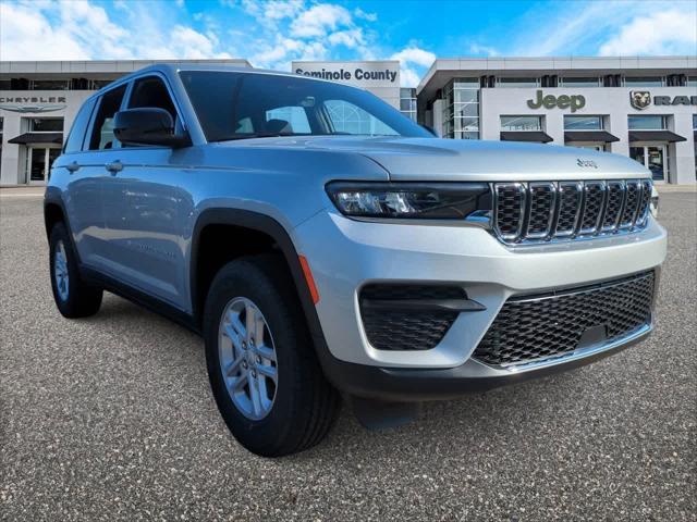2025 Jeep Grand Cherokee GRAND CHEROKEE LAREDO 4X2 2025 Jeep Grand Cherokee GRAND CHEROKEE LAREDO 4X2