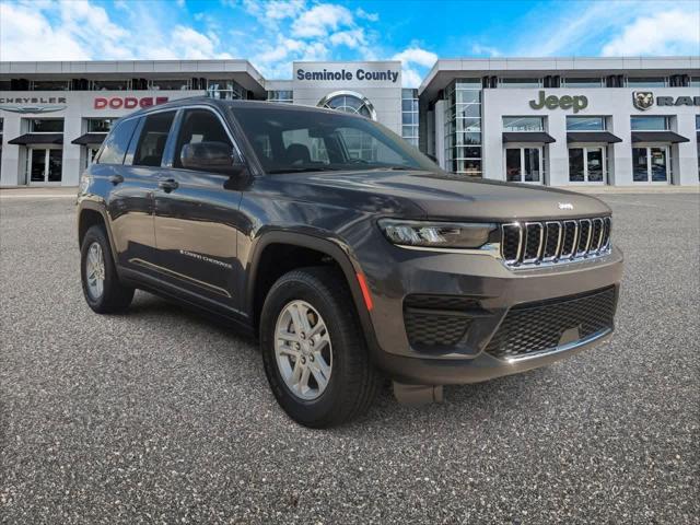 2025 Jeep Grand Cherokee GRAND CHEROKEE LAREDO 4X4