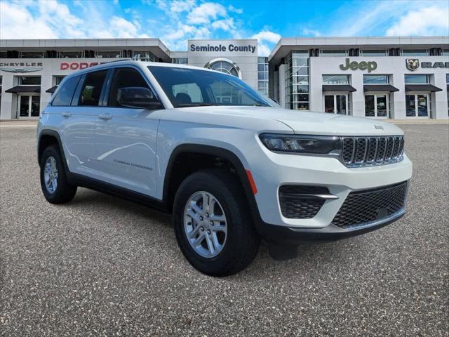 2025 Jeep Grand Cherokee GRAND CHEROKEE LAREDO 4X4