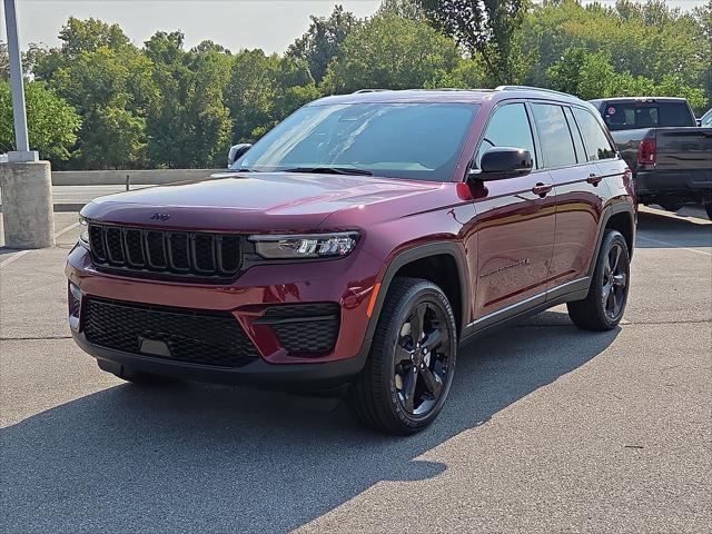 2025 Jeep Grand Cherokee GRAND CHEROKEE ALTITUDE 4X4