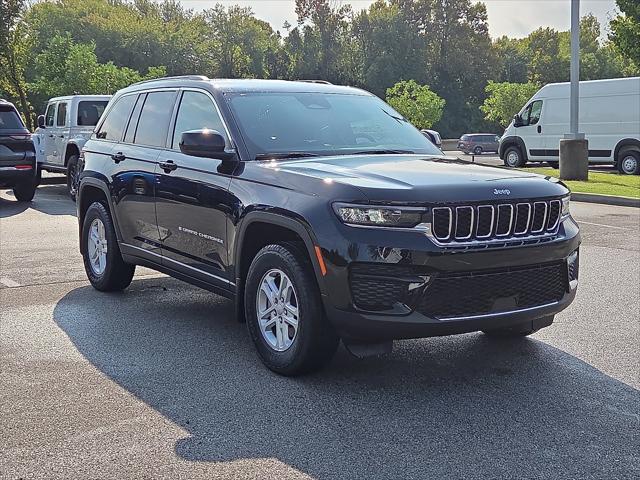 2025 Jeep Grand Cherokee GRAND CHEROKEE LAREDO 4X4