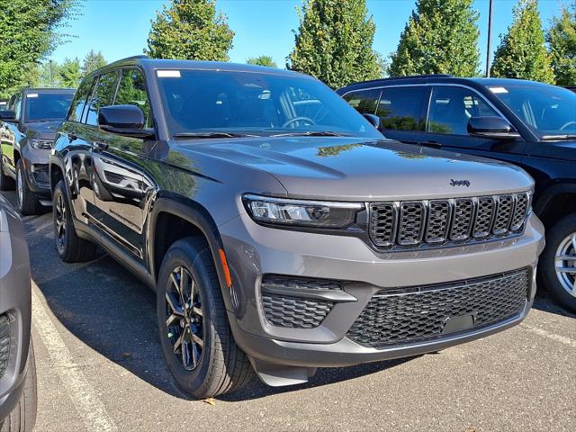 2025 Jeep Grand Cherokee GRAND CHEROKEE ALTITUDE 4X4
