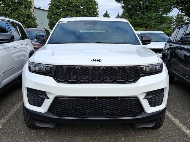 2025 Jeep Grand Cherokee GRAND CHEROKEE ALTITUDE 4X4