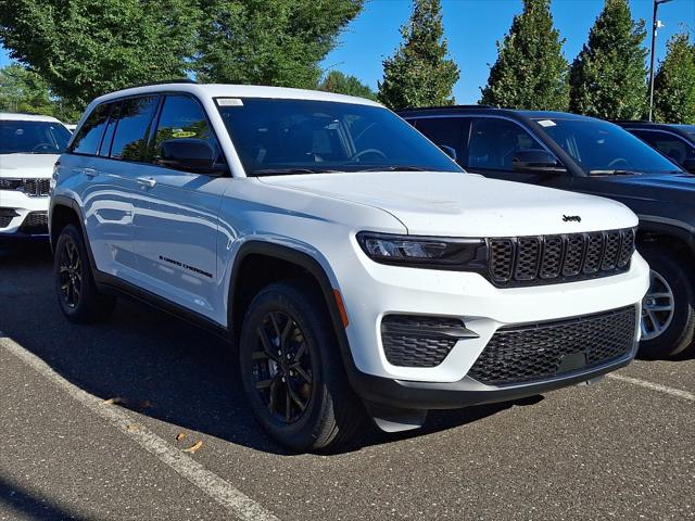 2025 Jeep Grand Cherokee GRAND CHEROKEE ALTITUDE 4X4