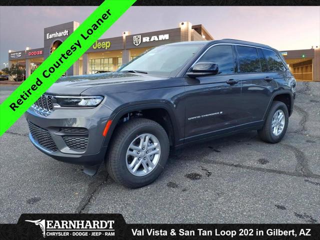 2025 Jeep Grand Cherokee GRAND CHEROKEE LAREDO 4X2