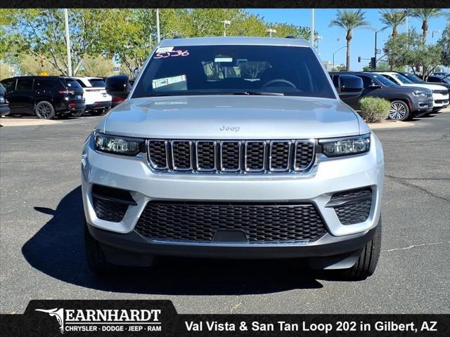 2025 Jeep Grand Cherokee GRAND CHEROKEE LAREDO 4X2